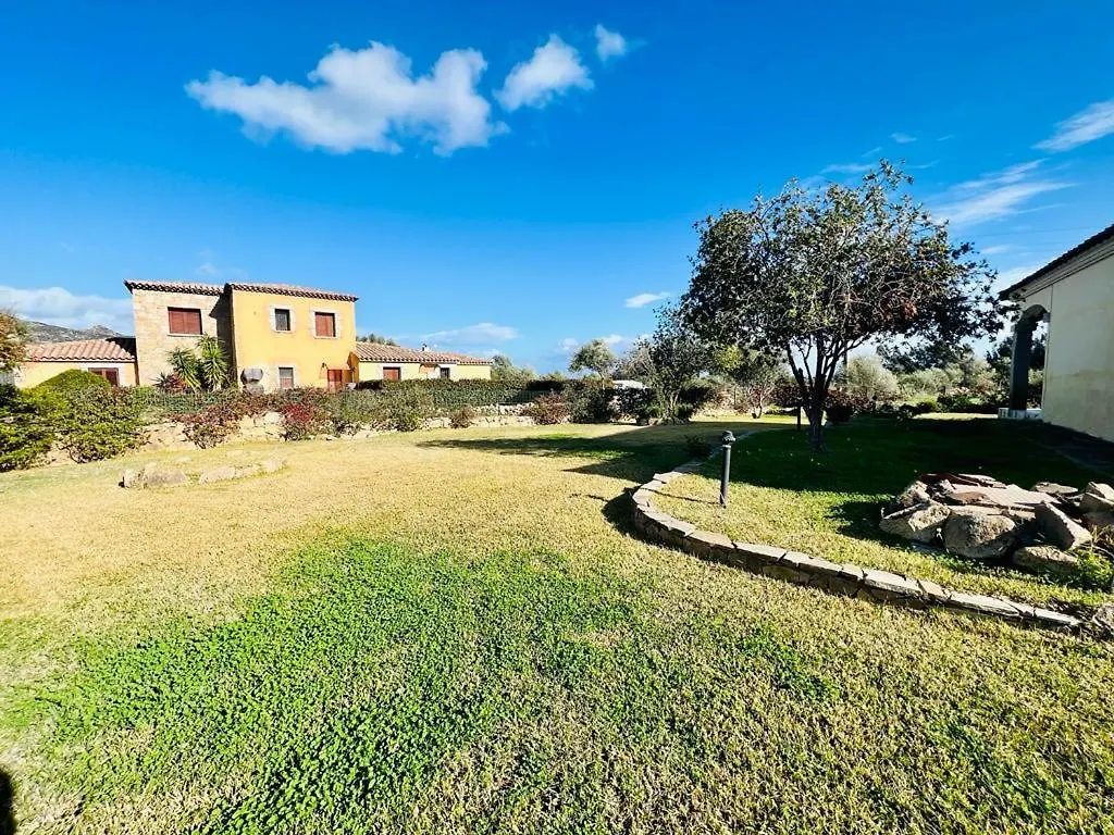 Casa Vacanza L'Alzoni Lu Lioni 0*,